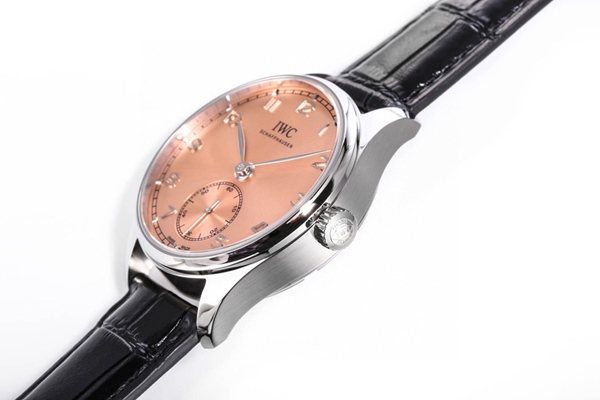 アイ・ダブリュー・シー角部分ディテール